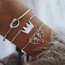 Load image into Gallery viewer, Heart Charm Bracelet