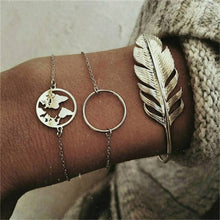 Load image into Gallery viewer, Heart Charm Bracelet